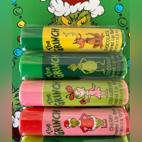 The Grinch 8 Flavored Lip Balms - Picture 2 of 6